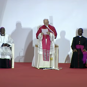 Papino obraćanje prije molitve Kraljice neba u Kilambi